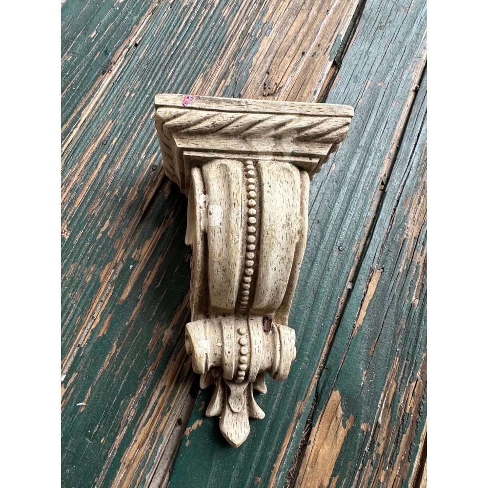 Vintage Style Ornate Wall Corbel Shelf Bracket French Country Distressed Cream